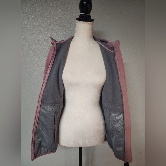 Bebe - Picture 6 of 6